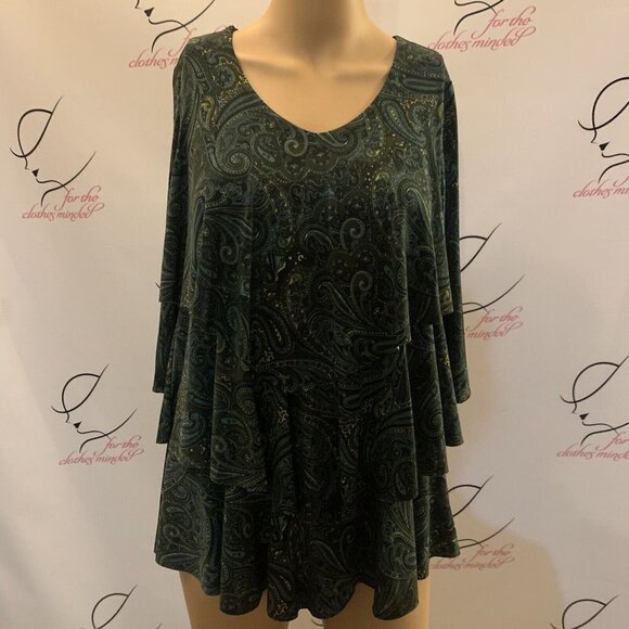 Susan Graver. Size XXS. 3 Tiered Stretch Pullover Top. Soft V-Neck. B78. - Picture 1 of 6